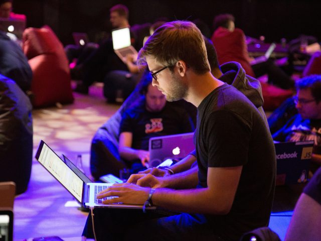 Cloud Security Made Simple – How Windows 365 and Acronis Protect Your Data